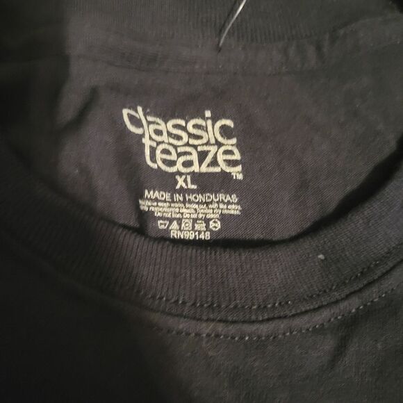 Classic Teaze Black Meowy Christmas Cat with Santa Hat T-Shirt sz XL - Picture 4 of 4